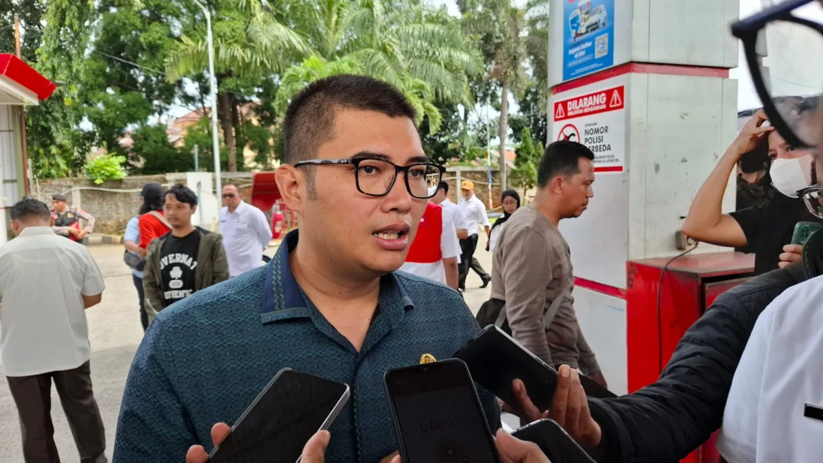 Ketua DPRD Sastra Winara Minta Pemkab Lakukan Pengawasan pasca Penyegelan SPBU di Sentul