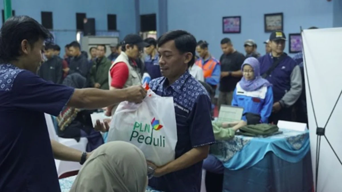 program bantuan sembako murah dari PLN Jabar bagi masyarakat pra-sejahtera di Bandung dan sekitarnya