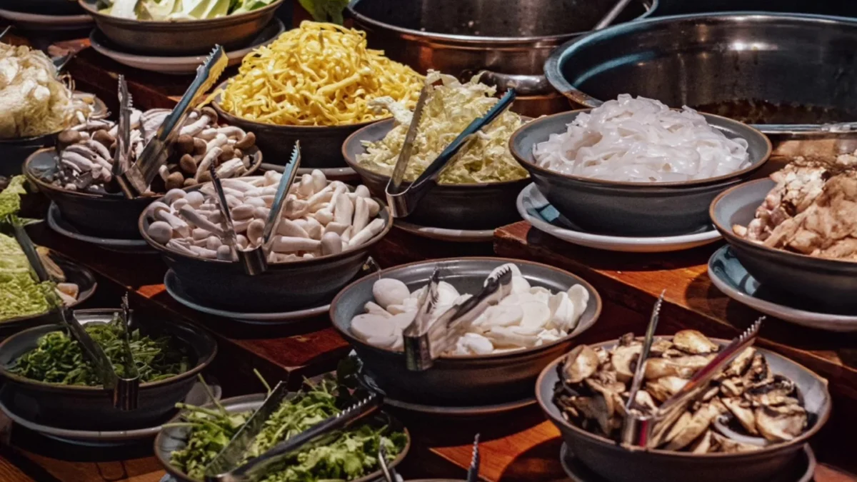 Rekomendasi Tempat Bukber yang Sajikan Banyak Menu Penuh Cita Rasa di Bandung, Wajib Dicoba!