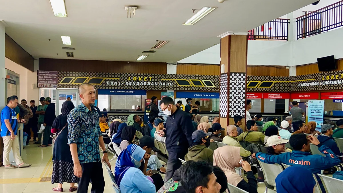 Pengelolaan Pajak Meningkat, Samsat Kabupaten Bandung Tetap Beroperasi di Hari Minggu