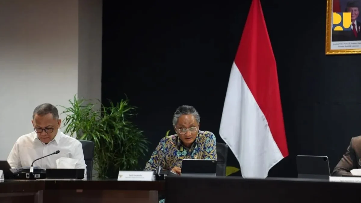 Kurangi Risiko Banjir, Menteri PU Pastikan Proyek Tanggul Laut Raksasa Dilanjutkan Menteri Pekerjaan Umum (PU) Dody Hanggodo. (foto/ANTARA)