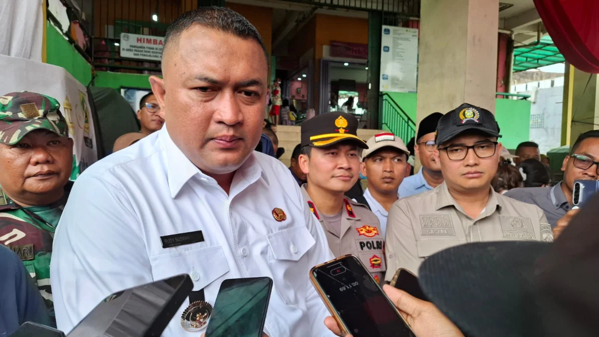 Besok! Bupati Rudy Susmanto Undang Kepala Daerah se-Jawa Barat ke Bogor Bupati Rudy Susmanto mengundang kepala daerah se-Jawa Barat ke Bogor besok, Kamis (13/3). (Foto: Sandika/Jabar Ekspres)