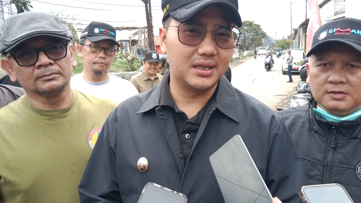 Wakil Wali Kota Cimahi, Adithia Yudhistira Menyebut Koordinasi Antar Wilayah Diperlukan untuk Bahas Masalah Banjir di Bandung Raya (mong)