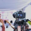 Ilustrasi: jurnalis tengah meliput suatu kegiatan. Dok Pixabay