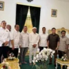Gubernur Jawa Barat, Dedi Mulyadi bersama jajaran pengurus Kadin Indonesia. (Yudha Prananda / Istimewa)