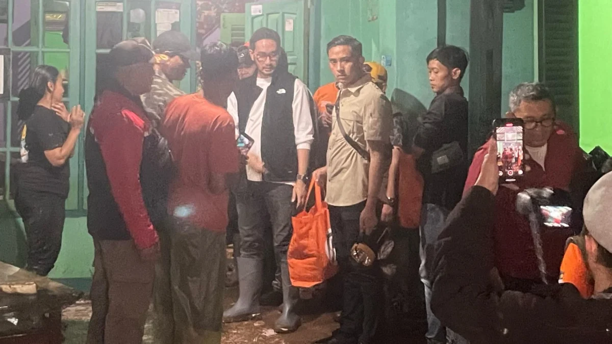 Sikap tidak terpuji dilakukan oleh ajudan Bupati Kabupaten Bandung Barat Jeje Ritchie Ismail yang diduga lakukan intimidasi terhadap jurnalis