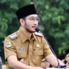 Bupati Bandung Barat, Jeje Ritchie Ismail saat pimpin apel perdana di lingkup Pemda KBB. Senin (3/3). Dok Jabar Ekspres/Suwitno
