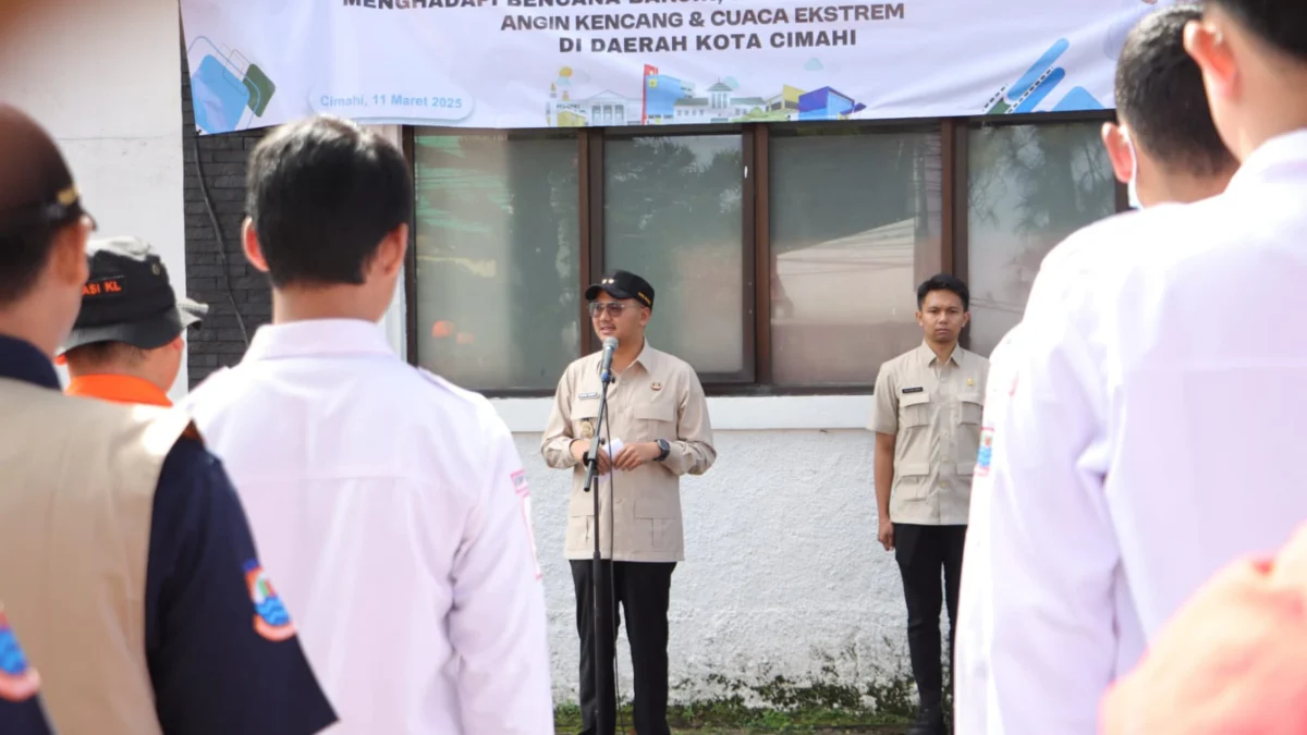 Wakil Wali Kota Cimahi, Adithia Yudhistira saat Sambutan dalam Apel Pasukan Siaga Bencana BPBD Cimahi (mong)