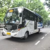 Ilustrasi: Bus Metro Jabar Trans melintas di Jalan Wastukencana, Kota Bandung, Kamis (13/3). Foto: Dimas Rachmatsyah / Jabar Ekspres