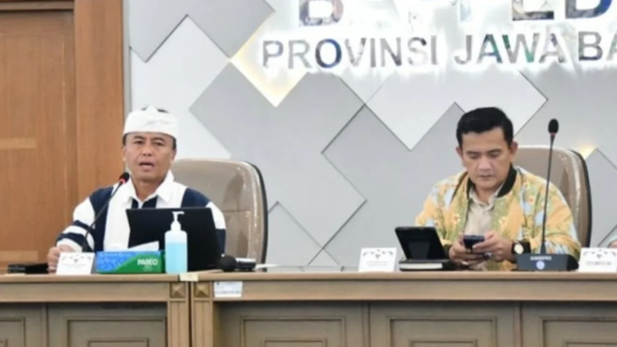 Rapat refokusing anggaran, Minggu (16/3).