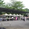 Sekitar 20 UMKM menjual produk mereka dalam Bazar Ramadan yang diselenggarakan Polres Banjar. (Cecep Herdi/Jabar Ekspres)