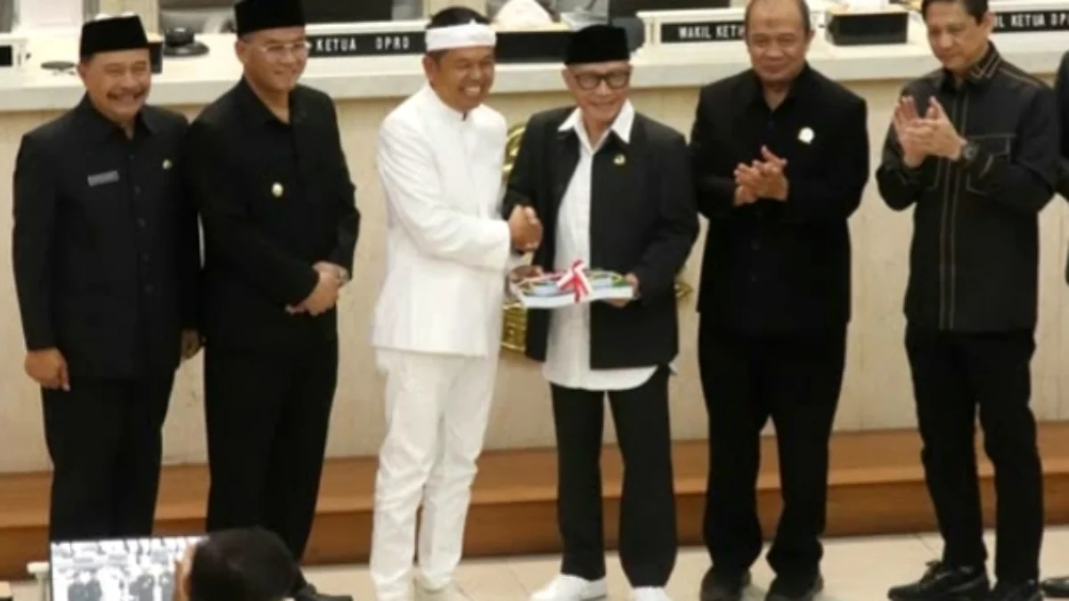 Dedi Mulyadi saat Rapat Paripurna di DPRD Jabar, Jumat (21/3)/Hendrik Muchlison/Jabar Ekspres/