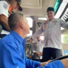 Bupati Bogor Rudy Susmanto saat melakukan ramp chek di PO Medal Jaya. Foto : Sandika /jabarekspres.com