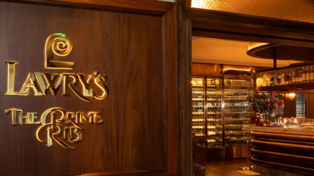 Lawry's The Prime Rib Indonesia: Restoran Terbaik untuk Romantic Dinner