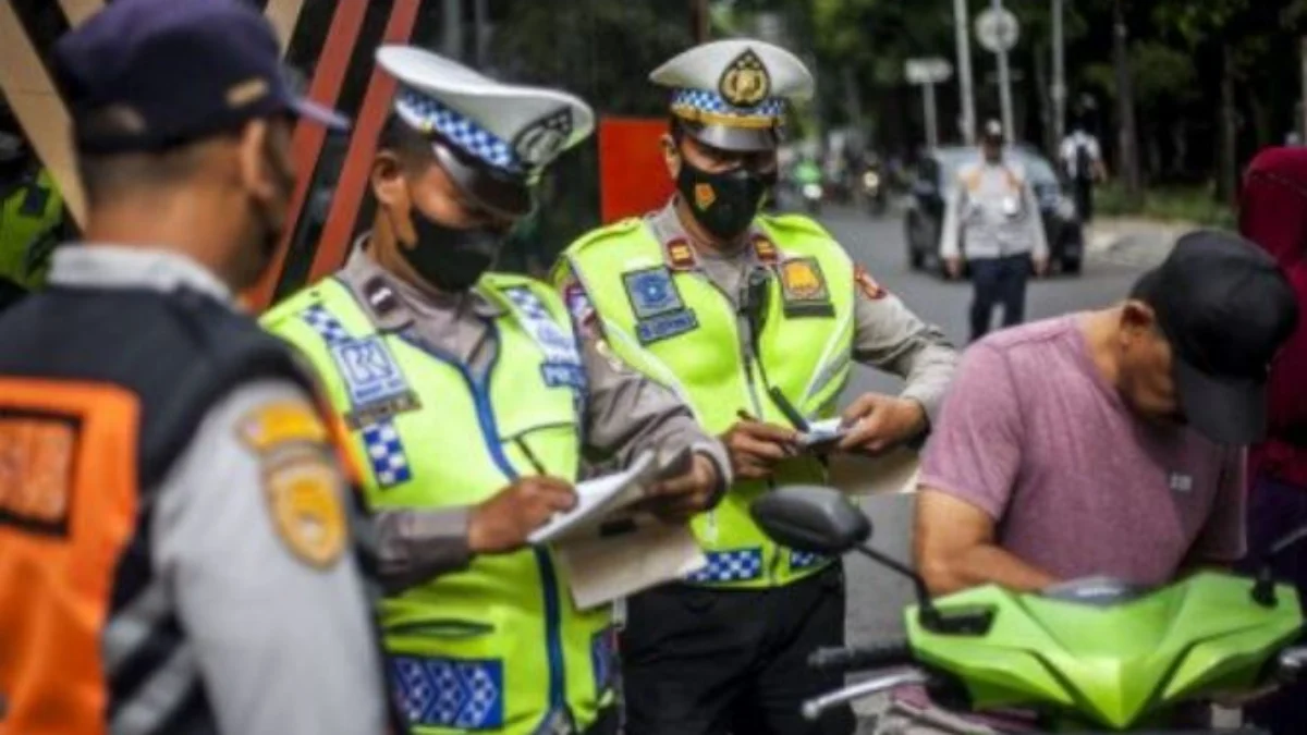 Viral Aturan Baru Tilang Kendaraan Langsung Disita Jika STNK Mati, ini Faktanya