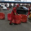 Rekayasa lalu lintas contraflow di Tol Jagorawi arah Puncak, Bogor dihentikan. (Foto/ANTARA)