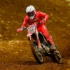 Aksi Arsenio Al Ghifari, dalam kerjurnas Motocross di Wonosobo, Minggu (13/4)