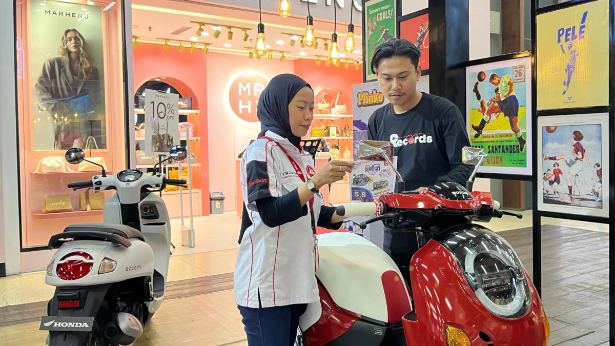 Scoopy Retro Vibin Hadirkan Gaya Retro Kekinian di Paris Van Java Bandung