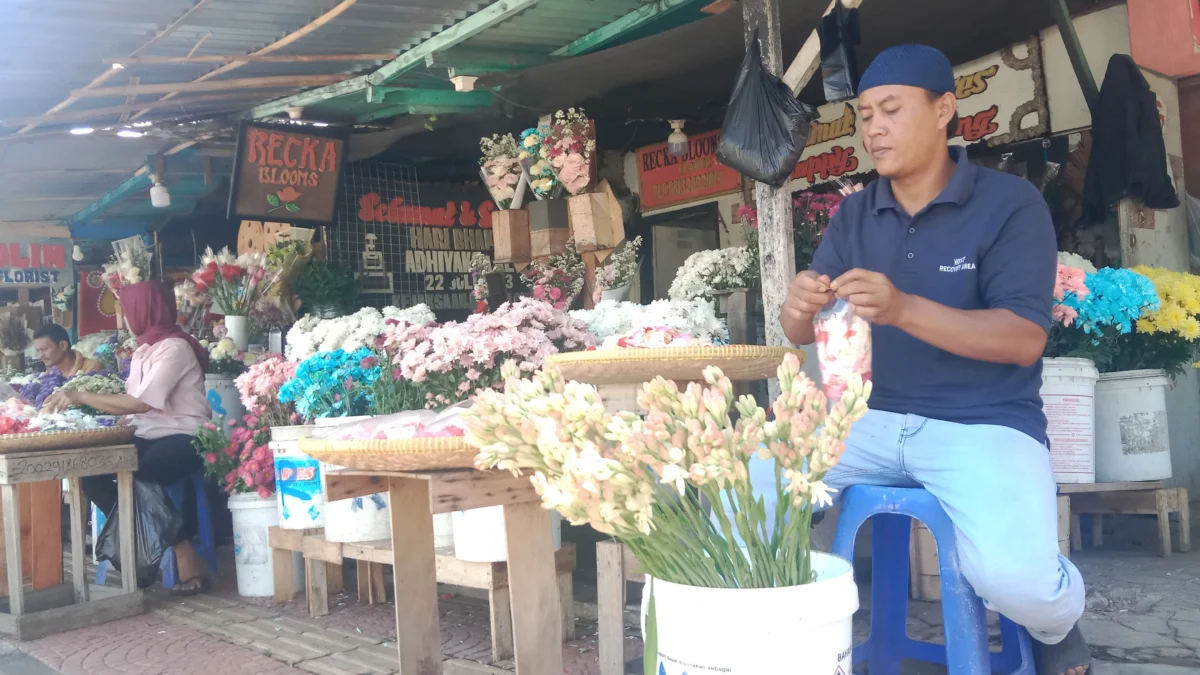 Pedagang Bunga di Kawasan Jalan Gedung Empat Kota Cimahi (Mong)