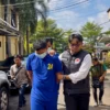 Polisi meringkus para tersangka dalam kasus penyalahgunaan obat-obat terlarang dan narkotika di Kota Banjar, Senin (14/4/2025). (Cecep Herdi/Jabar Ekspres)