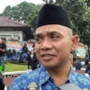 Empop Hasbulloh seorang honorer di Kabupaten Bogor yang dilantik jadi PPPK. (Foto/Sandika Fadilah)