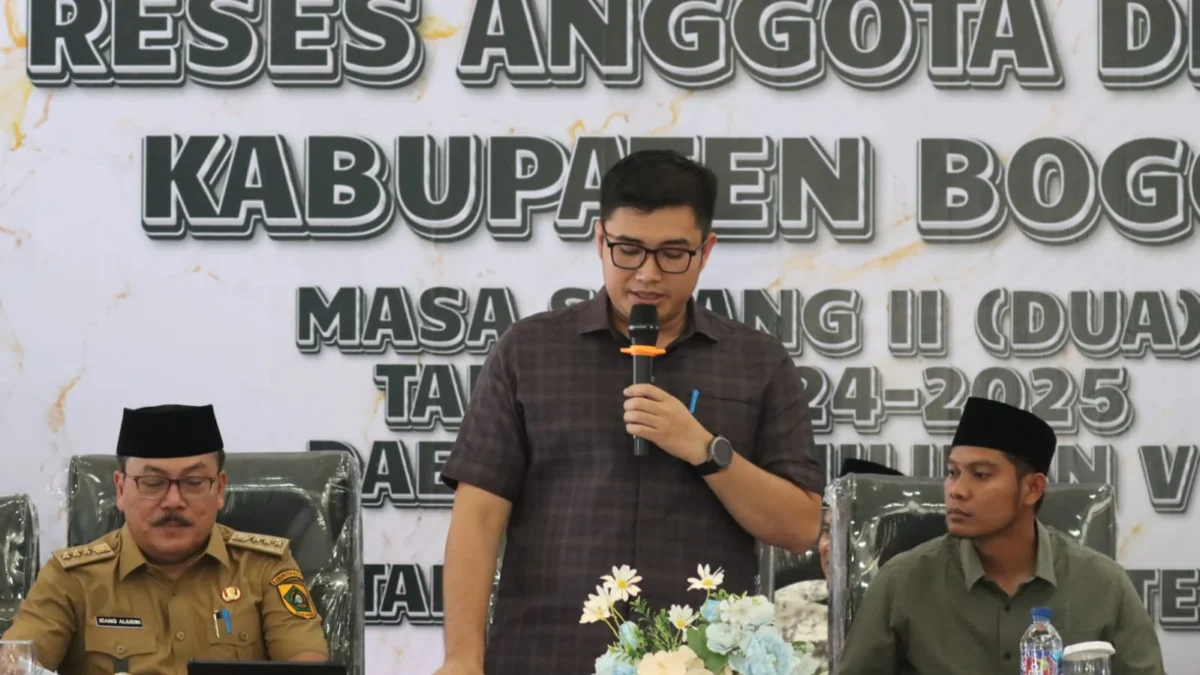 Ketua DPRD Kabupaten Bogor, Sastra Winara,