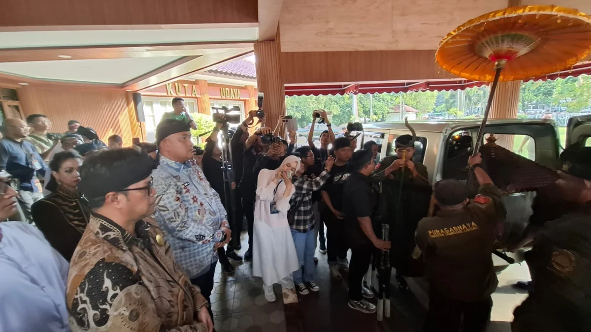 Pelepasan Mahkota Binokasih dari Bogor ke Sumedang Larang/Foto : Sandika /jabarekspres.com