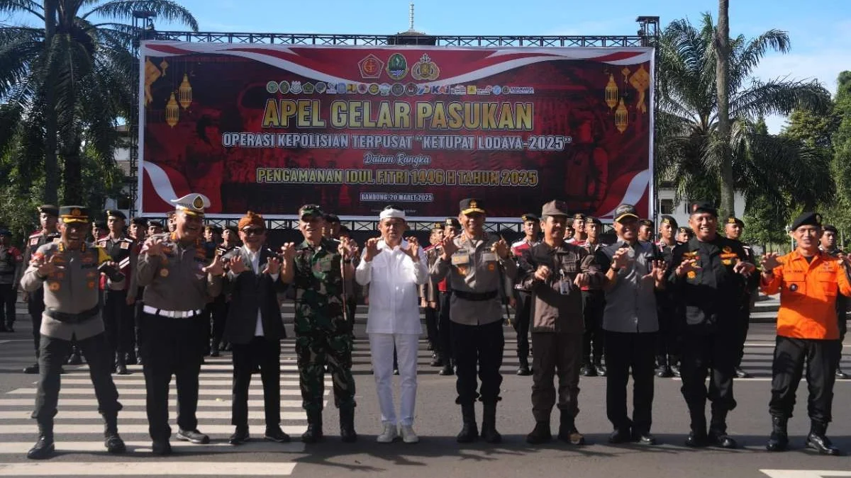 Gubernur Jabar Dedi Mulyadi saat apel gelar pasukan jelang lebaran beberapa waktu lalu.