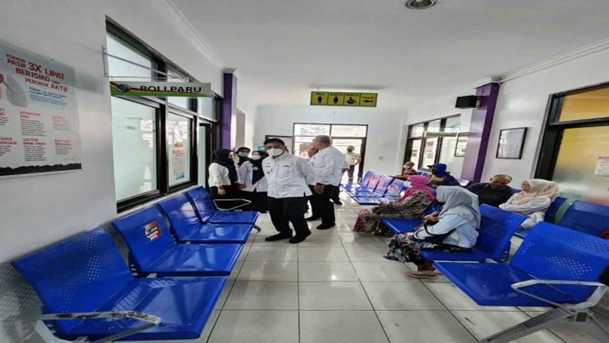 Bupati Ciamis Herdiat Sunarya saat melakukan sidak ke RSUD Ciamis, Rabu (23/4/2025). (Istimewa)