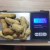 Barang bukti RK warga Soreang yang mengedarkan barang narkotika dengan modus baru dengan menjual memasukkannya ke dalam kacang kulit untuk mengelabui pihak kepolisian. Foto Istimewa