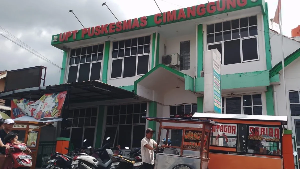 Ilustrasi: Puskesmas Cimanggung yang berlokasi di wilayah Desa Sindangpakuon, Kecamatan Cimanggung, Kabupaten Sumedang. (Yanuar/Jabar Ekspres)
