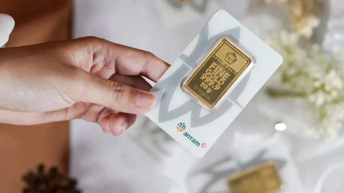 Harga Emas Antam Hari ini Terjun Rp28.000 Jadi Rp1.895.000 per Gram