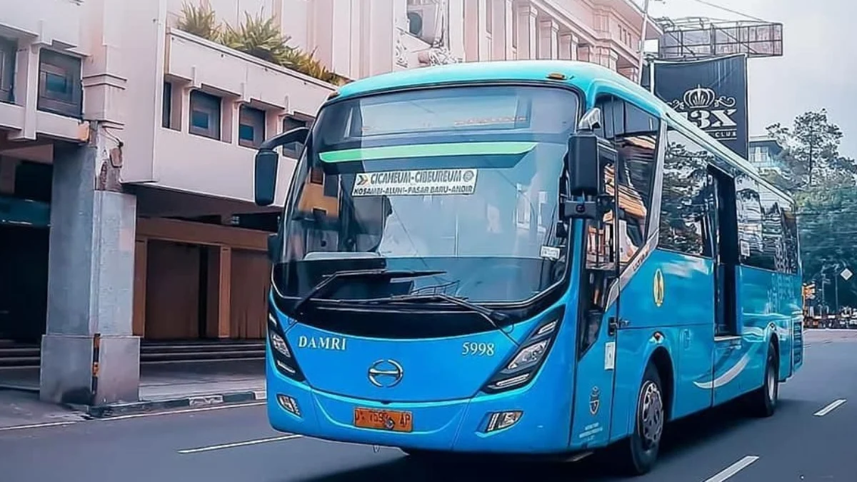 mudik Lebaran Idul Fitri 1446 Hijriyah 2025, Keberadaan Bus Damri jurusan Bandung – Indramayu memiliki fasilitas kurang memadai dan seadanya.