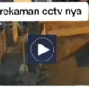 Viral! Video CCTV Angkringan di Jombang, Netizen Ramai-Ramai Berburu Link