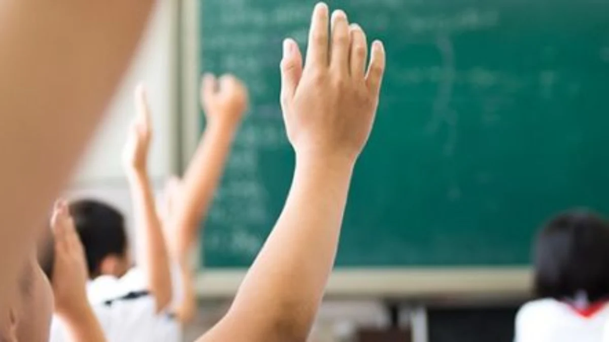 Apa Sekolah di Sekolah Rakyat Bisa Dapat Uang? Ini Cara Daftarnya! Apa Sekolah di Sekolah Rakyat Bisa Dapat Uang? Ini Cara Daftarnya!