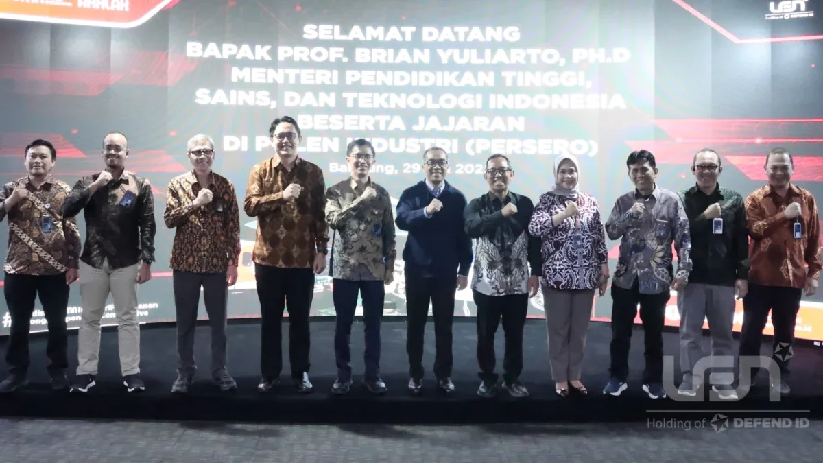 Acara penandatanganan Nota Kesepahaman (MoU) antara PT Len Industri (Persero) dan Kementerian Pendidikan Tinggi