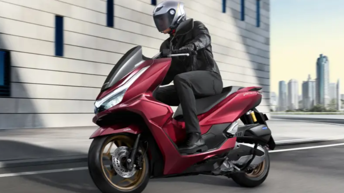 Ini Kelebihan dan Kekurangan Honda PCX ( Sumber Gambar: Honda )