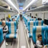 Ilustrasi: Fasilitas gerbong kereta api yang nyaman untuk penumpang. Foto: Dimas Rachmatsyah / Jabar Ekspres