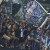 Potret Bobotoh yang hadir pada malam perayaan penting di GBLA. Kontra Barito Putera, jadi pertandingan perdana Maung Bandung setelah dinobatkan sebagai kampiun Liga 1 Musim 2024/2025.