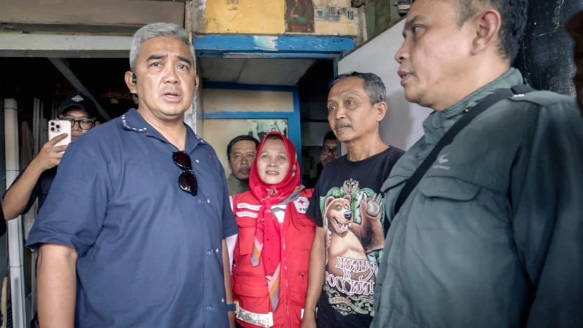 Sekali Lagi, Wali Kota Bandung Minta Warga yang Tinggal di Pinggir Sungai Pindah Sekali Lagi, Wali Kota Bandung Minta Warga yang Tinggal di Pinggir Sungai Pindah