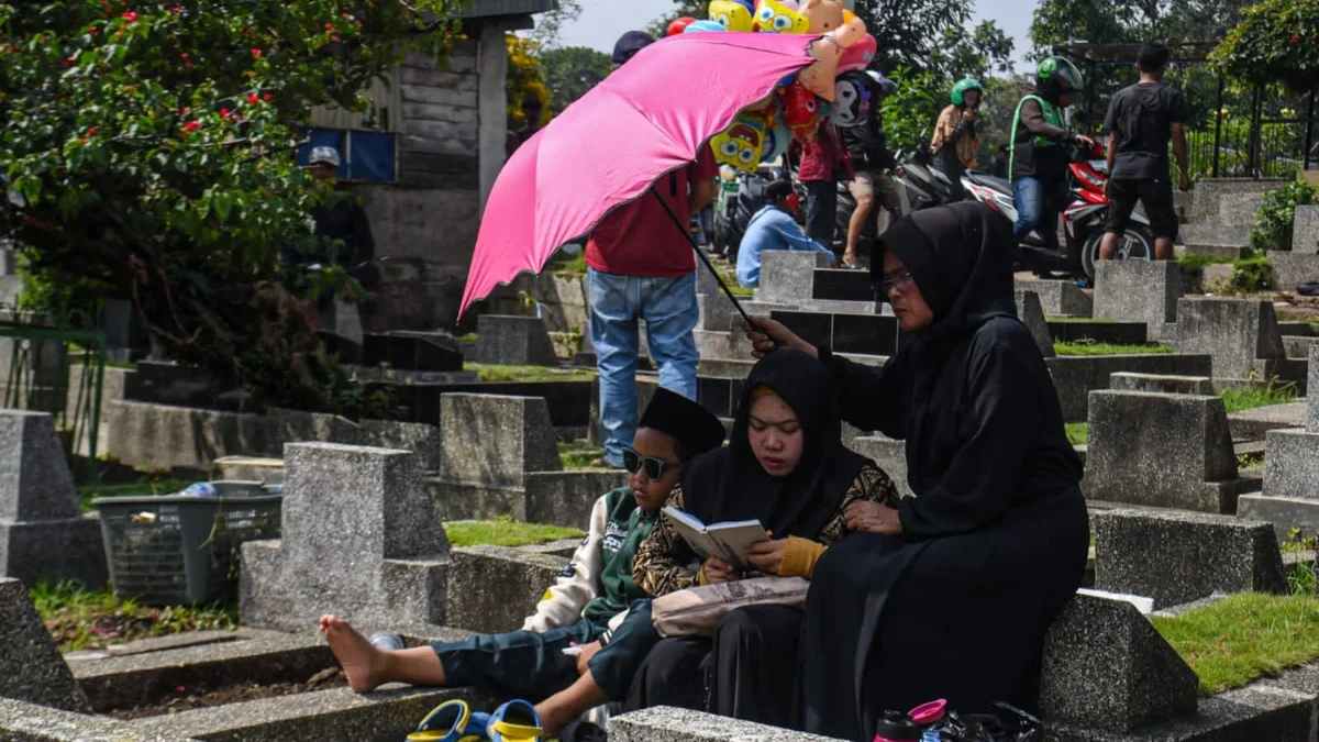 Ilustrasi: Lahan pemakaman di kota Bandung. Foto: Dimas Rachmatsyah / Jabar Ekspres