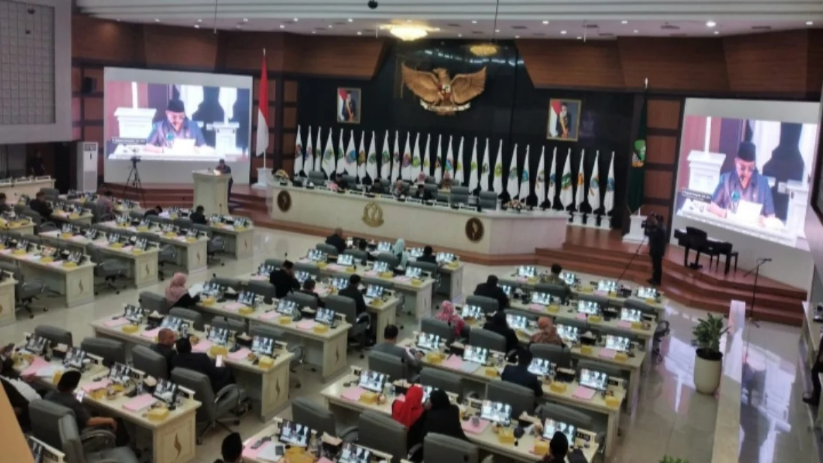 Paripurna usulan raperda, Kamis (8/5)