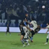 Prediksi Susunan Pemain dan Link Streaming Persita vs Persib: Waktunya ‘Heavy Rotation’ Bojan?