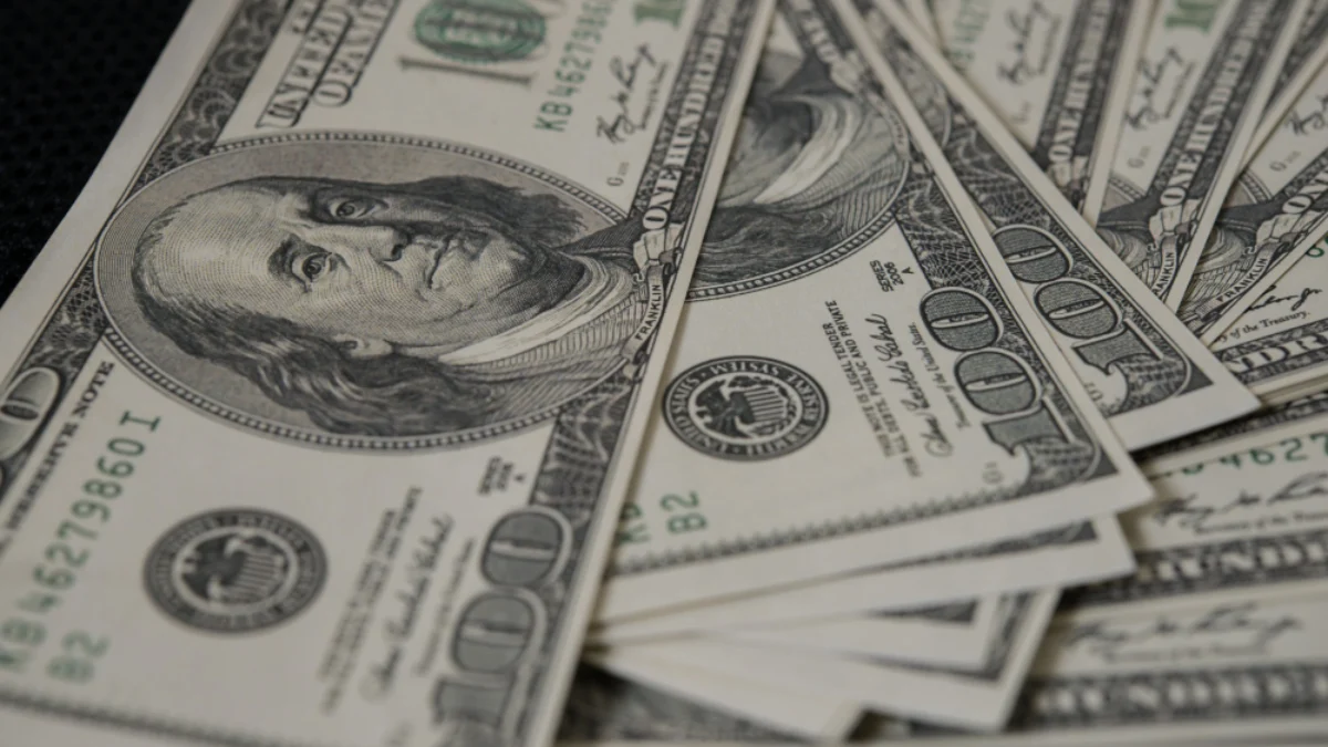 rupiah dolar melemah
