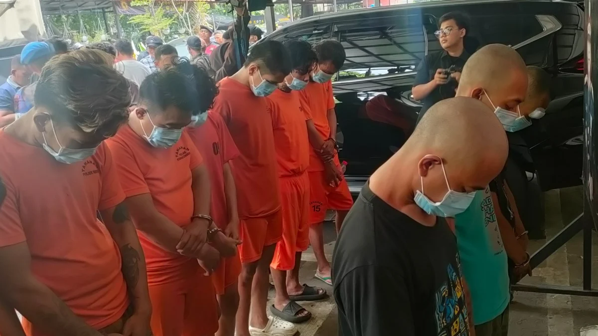Sejak operasi Pekat Lodaya II dimulai, sebanyak 11 preman terpaksa harus di proses hukum oleh  Satreskrim Polrestabes Bandung.