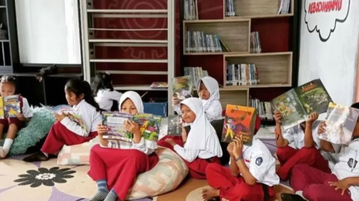 SD dan SMP Negeri hingga Swasata gratis biaya/ Jabar Ekspres/Suwitno