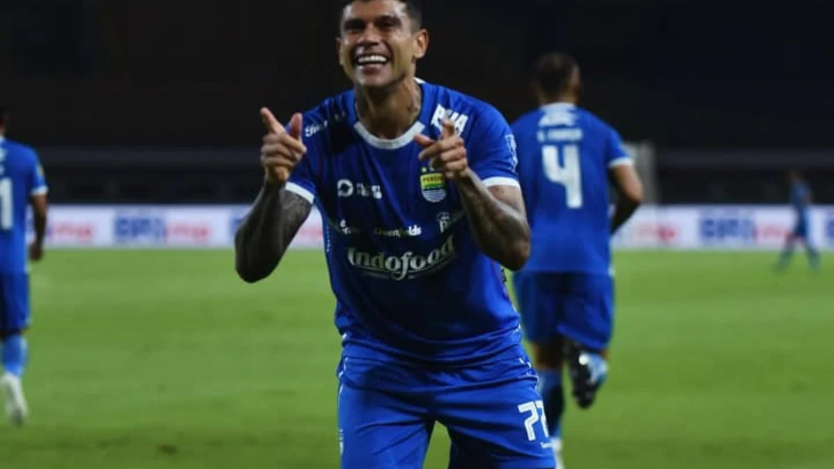 Dapat Hujatan, Ciro Alves Tutup Kolom Komentar Instagram Dapat Hujatan, Ciro Alves Tutup Kolom Komentar Instagram