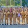 Wali Kota Bogor, Dedie A. Rachim bersama jajarannya usai melaksanakan apel di Plaza Balai Kota Bogor, Senin (5/5).
