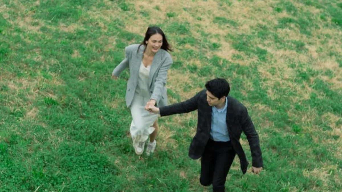 Luna Maya dan Maxime Boutter sah menikah. (foto akun Instagram @lunamaya)