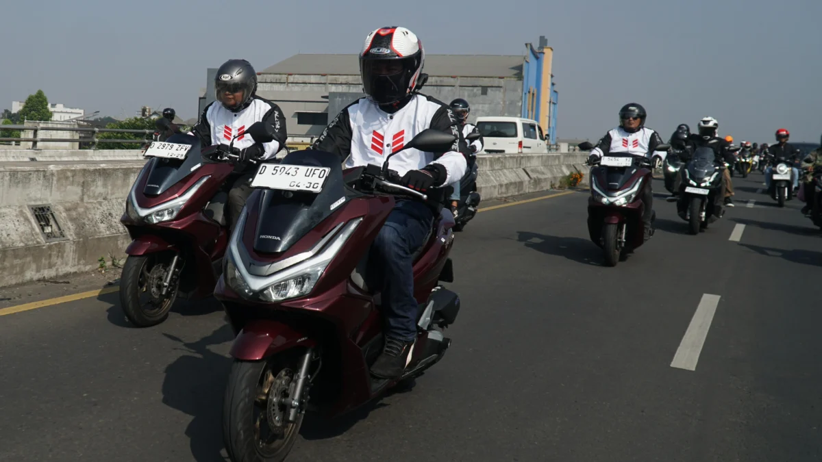 Merasakan Nyamannya Touring Terkoneksi Bersama New Honda PCX160 RoadSync Merasakan Nyamannya Touring Terkoneksi Bersama New Honda PCX160 RoadSync